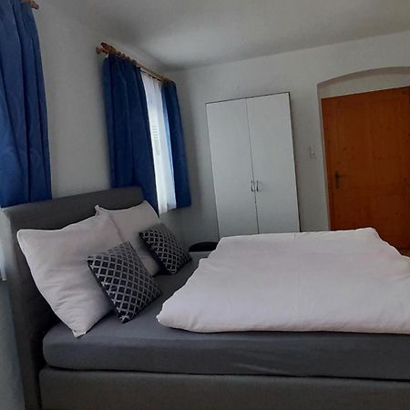 Privatzimmervermietung Foidlbauer Oberndorf in Tirol Ruang foto