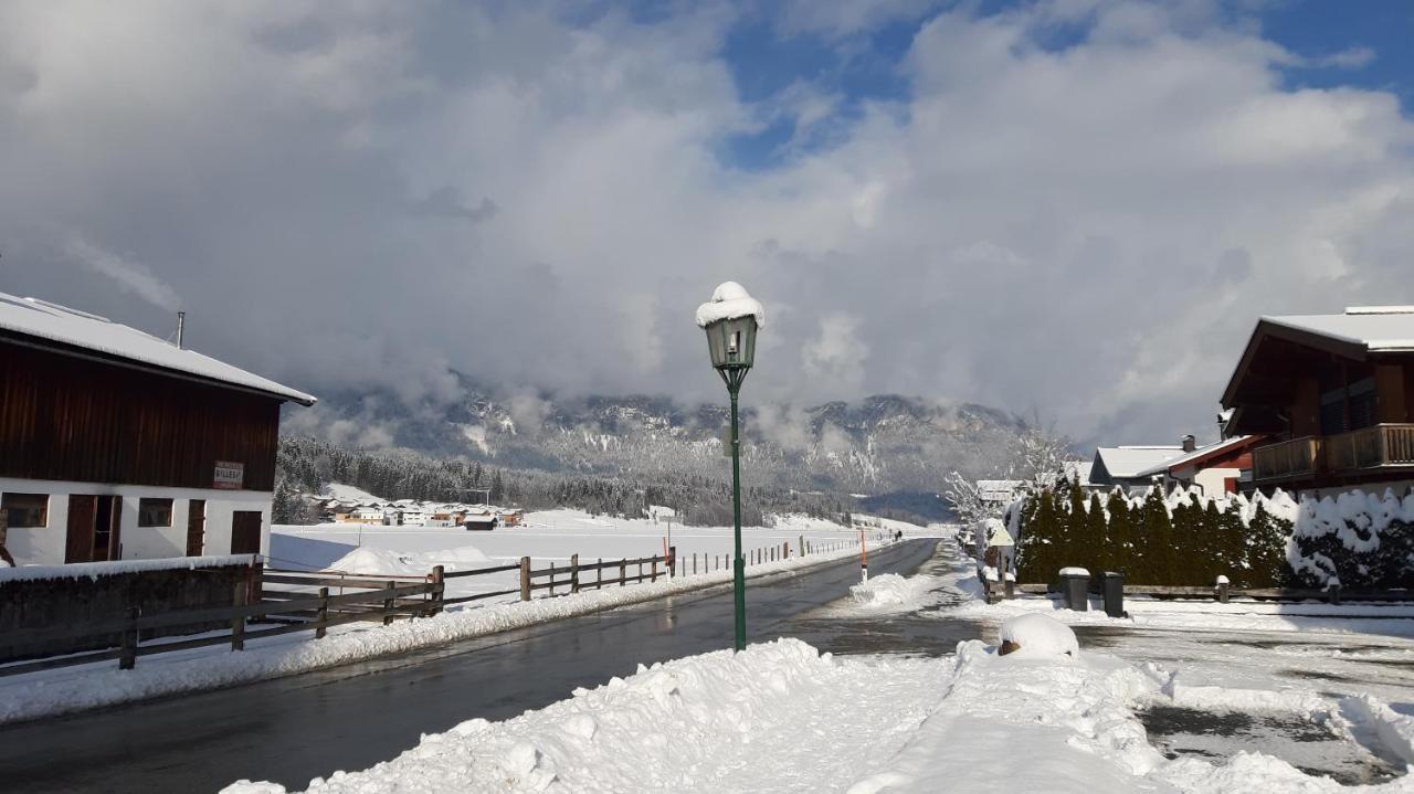 Privatzimmervermietung Foidlbauer Bed & Breakfast Oberndorf in Tirol Bagian luar foto